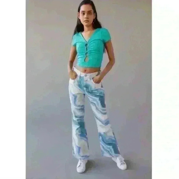 Urban Outfitters BDG '90s‎ Mid Rise Bootcut Jean in Blue Multi Size 24 Flare - Picture 1 of 15